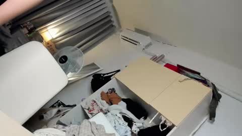 Snapshot of filipina_demure chatting on 10-08-25, 08:12 Sandy online show from 10-08-25, 08:12