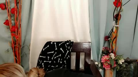 Snapshot of filipina_slutty69xxx chatting on 02-26-25, 09:10  Angela  DONT FORGET TO FOLLOW AND GIVE ME APPRECIATION online show from 02-26-25, 09:10