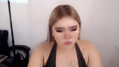 Snapshot of filipina_slutty69xxx chatting on 09-10-25, 02:11  Angela  DONT FORGET TO FOLLOW AND GIVE ME APPRECIATION online show from 09-10-25, 02:11