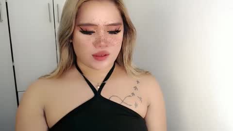 Snapshot of filipina_slutty69xxx chatting on 10-23-25, 01:27  Angela  DONT FORGET TO FOLLOW AND GIVE ME APPRECIATION online show from 10-23-25, 01:27