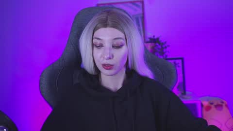 cap and Lana  online show from 12-21-24, 11:33