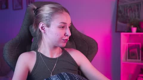 cap and Lana  online show from 02-23-25, 05:01