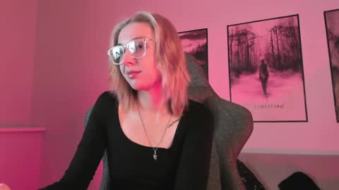 cap and Lana  online show from 03-02-25, 02:30