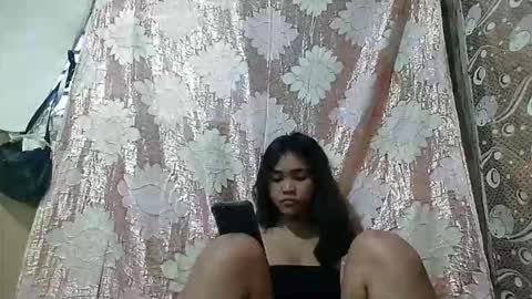 filipinagirl_18 online show from 04-04-26, 09:45