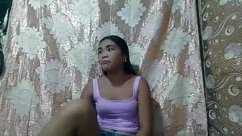 filipinagirl_18 online show from 04-05-26, 10:23