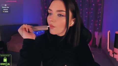 LEEN online show from 01-04-25, 04:01