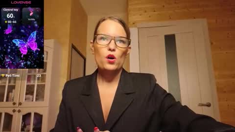 Lady online show from 10-05-25, 12:53