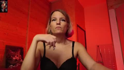 Lady online show from 03-30-26, 03:57