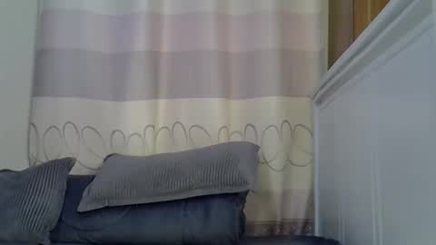 Snapshot of fine_queen12 chatting on 01-15-25, 08:20 fine_queen12 online show from 01-15-25, 08:20