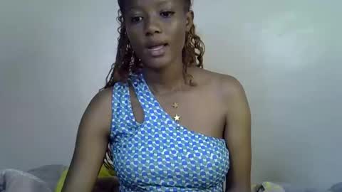Snapshot of fine_slim chatting on 12-04-25, 08:17 slimmie online show from 12-04-25, 08:17