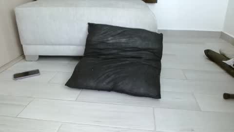 Snapshot of finebitches chatting on 12-18-25, 09:32 finebitches online show from 12-18-25, 09:32