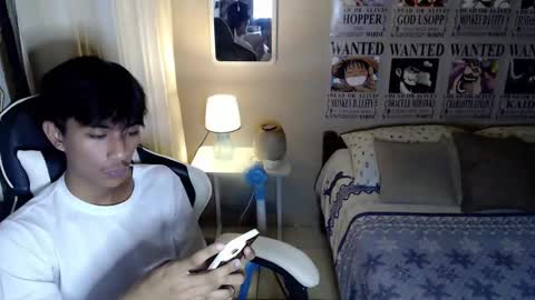 fineboii_rey18 online show from 04-29-26, 05:30