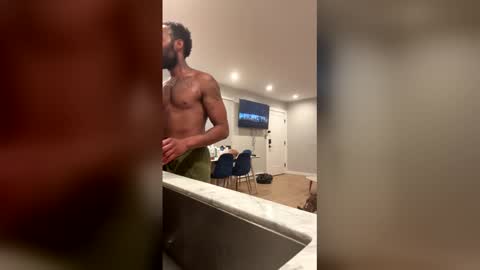 Snapshot of finessegod26 chatting on 12-04-25, 02:43 finessegod26 online show from 12-04-25, 02:43