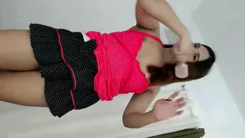 Snapshot of finest_jasminex chatting on 09-22-25, 06:04 Jasmine online show from 09-22-25, 06:04