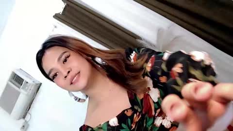 Snapshot of finest_jasminex chatting on 11-07-25, 09:37 Jasmine online show from 11-07-25, 09:37