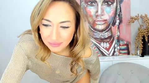 Snapshot of finestchantilly chatting on 02-03-25, 05:56 FinestChantilly online show from 02-03-25, 05:56