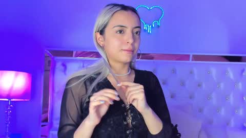 finnky1 online show from 03-08-25, 10:11