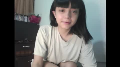 finnky1 online show from 10-17-25, 03:42