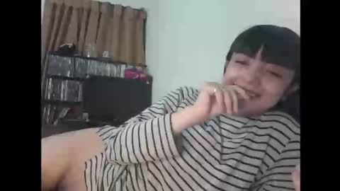 finnky1 online show from 10-21-25, 04:13