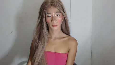 fiona908995 online show from 07-17-26, 10:44