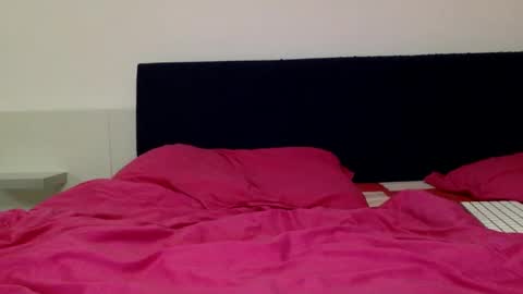 Fiona online show from 02-05-25, 01:00