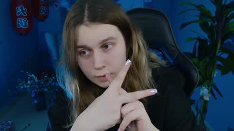 fiora online show from 12-27-24, 02:33