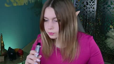 fiora online show from 01-08-25, 08:06