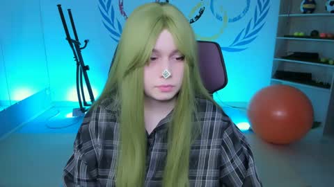 fiora online show from 01-23-25, 12:09