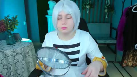 fiora online show from 02-22-25, 08:18