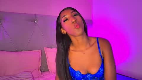 Fiorela Lenin  online show from 02-01-25, 03:28