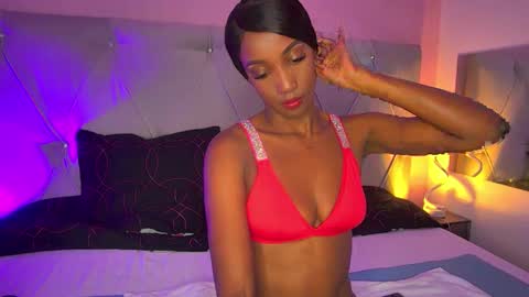 Fiorela Lenin  online show from 10-03-25, 06:49