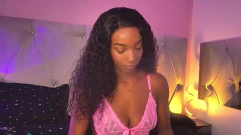 Fiorela Lenin  online show from 02-02-26, 06:50