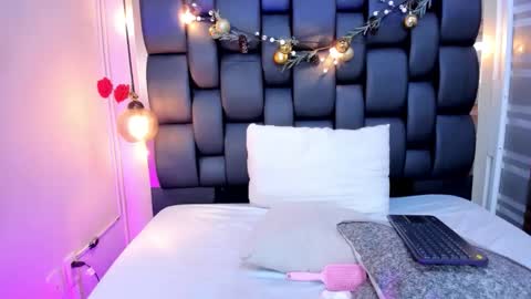 Fio  online show from 04-22-26, 07:55