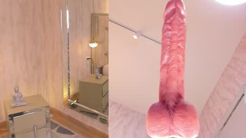 fiorellaricci_ online show from 11-22-25, 01:54