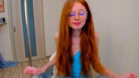 Snapshot of fire_luna chatting on 10-08-25, 06:00 fire_luna online show from 10-08-25, 06:00