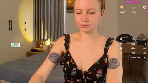 Snapshot of fire_red_ chatting on 12-25-24, 04:44 Liss  online show from 12-25-24, 04:44