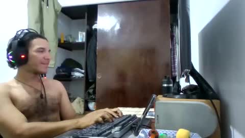 Snapshot of firefeelings chatting on 12-25-24, 12:37 Ricardo online show from 12-25-24, 12:37