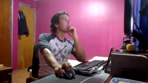 Snapshot of firefeelings chatting on 01-26-25, 05:44 Ricardo online show from 01-26-25, 05:44