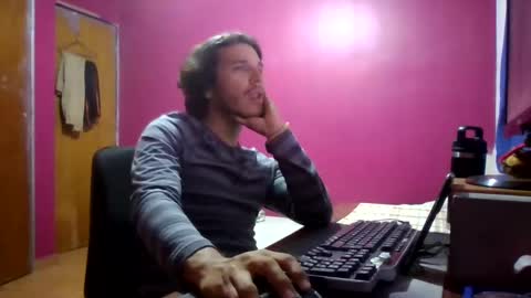 Snapshot of firefeelings chatting on 02-25-25, 03:42 Ricardo online show from 02-25-25, 03:42