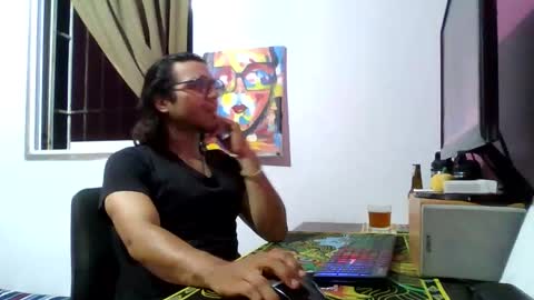 Snapshot of firefeelings chatting on 12-15-25, 03:55 Ricardo online show from 12-15-25, 03:55