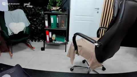 Kallisy online show from 09-12-25, 09:04