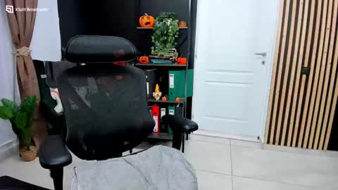 Kallisy online show from 11-13-25, 09:58