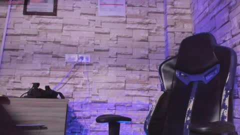 Snapshot of fisherrman666 chatting on 11-02-25, 10:34 fisherrman666 online show from 11-02-25, 10:34