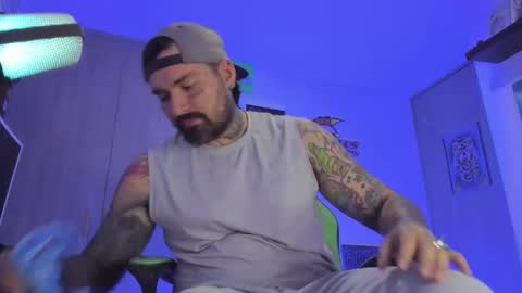 Snapshot of fisherrman666 chatting on 11-20-25, 03:18 fisherrman666 online show from 11-20-25, 03:18