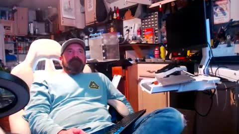 Snapshot of fishyfishy6460 chatting on 11-13-25, 03:49 fishyfishy6460 online show from 11-13-25, 03:49