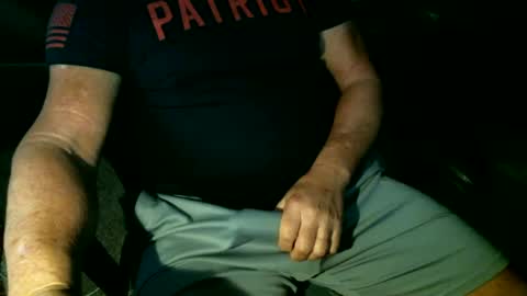 fitguy40 online show from 12-31-24, 10:45