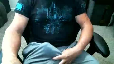 fitguy40 online show from 09-10-25, 07:14