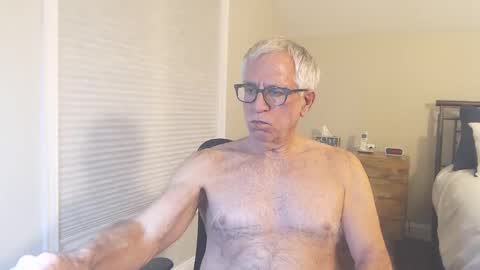 Snapshot of fitman999 chatting on 01-02-25, 03:37 Jon online show from 01-02-25, 03:37