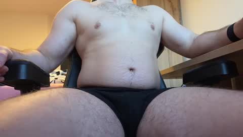 Snapshot of fitnessboy18 chatting on 03-06-25, 07:03 online show from 03-06-25, 07:03