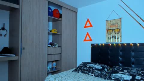 Elias Valencia online show from 01-29-25, 09:44